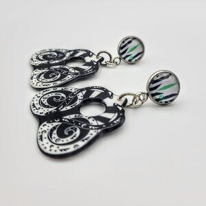 Spooky Beetlejuice Ouija Planchette Women's Halloween Fashion Dangle Earring